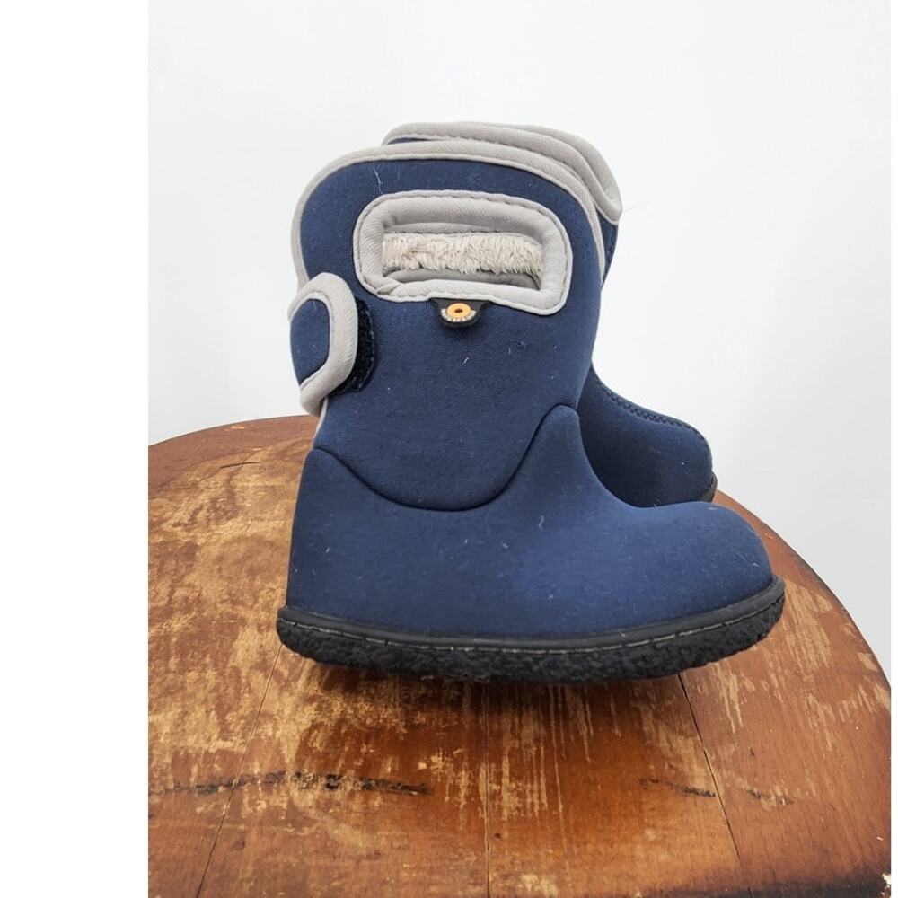 Bogs Kids Navy and Light Gray Boots